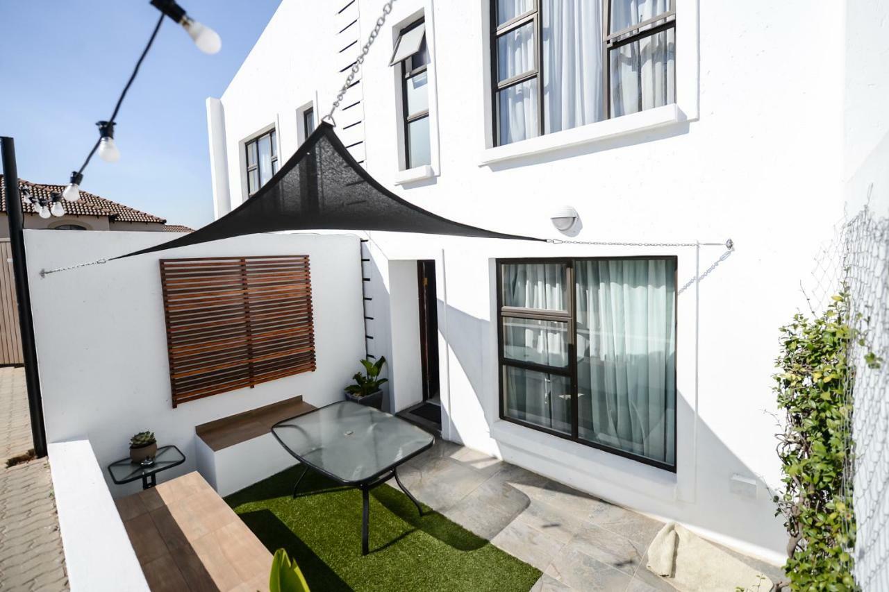 The Royal Bryanston Joanesburgo Exterior foto